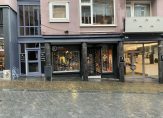 Te Huur: Foto Winkelruimte aan de Stikke Hezelstraat 19 in Nijmegen