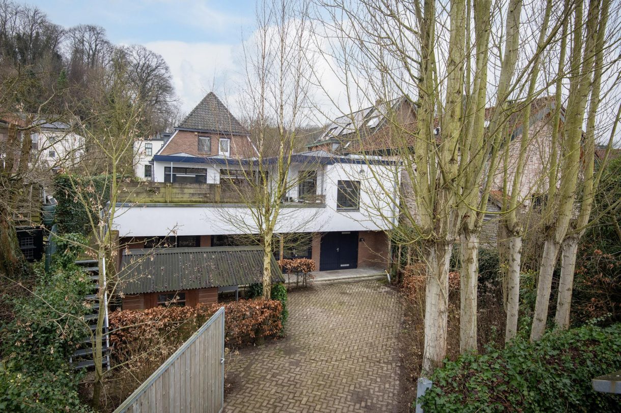 Te koop: Foto Woonhuis aan de Rijksstraatweg 235 in Beek