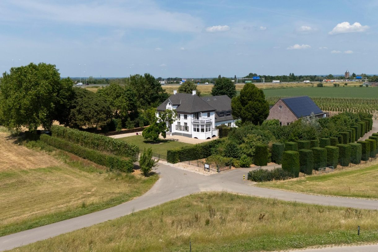 Te koop: Foto Woonhuis aan de Waaldijk 9 in Andelst