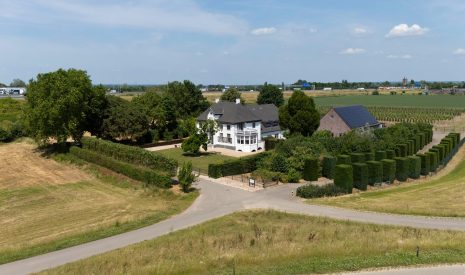 Te koop: Foto Woonhuis aan de Waaldijk 9 in Andelst