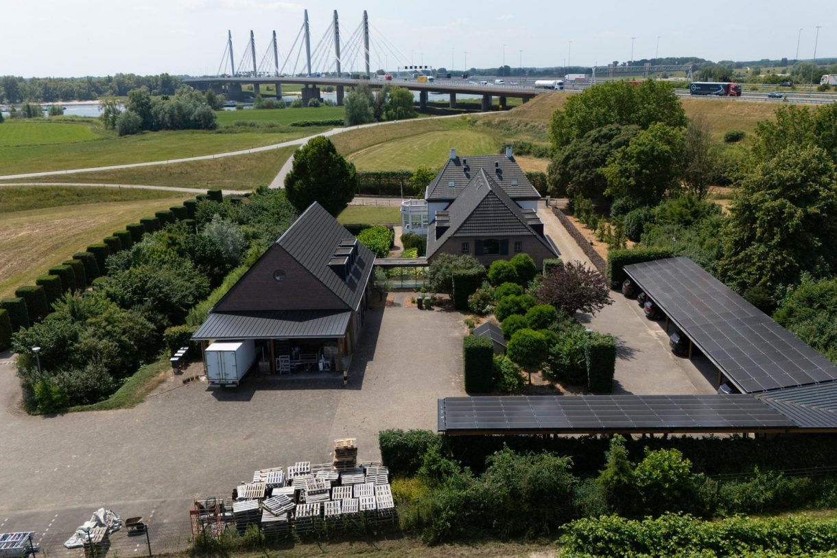 Te koop: Foto Woonhuis aan de Waaldijk 9 in Andelst