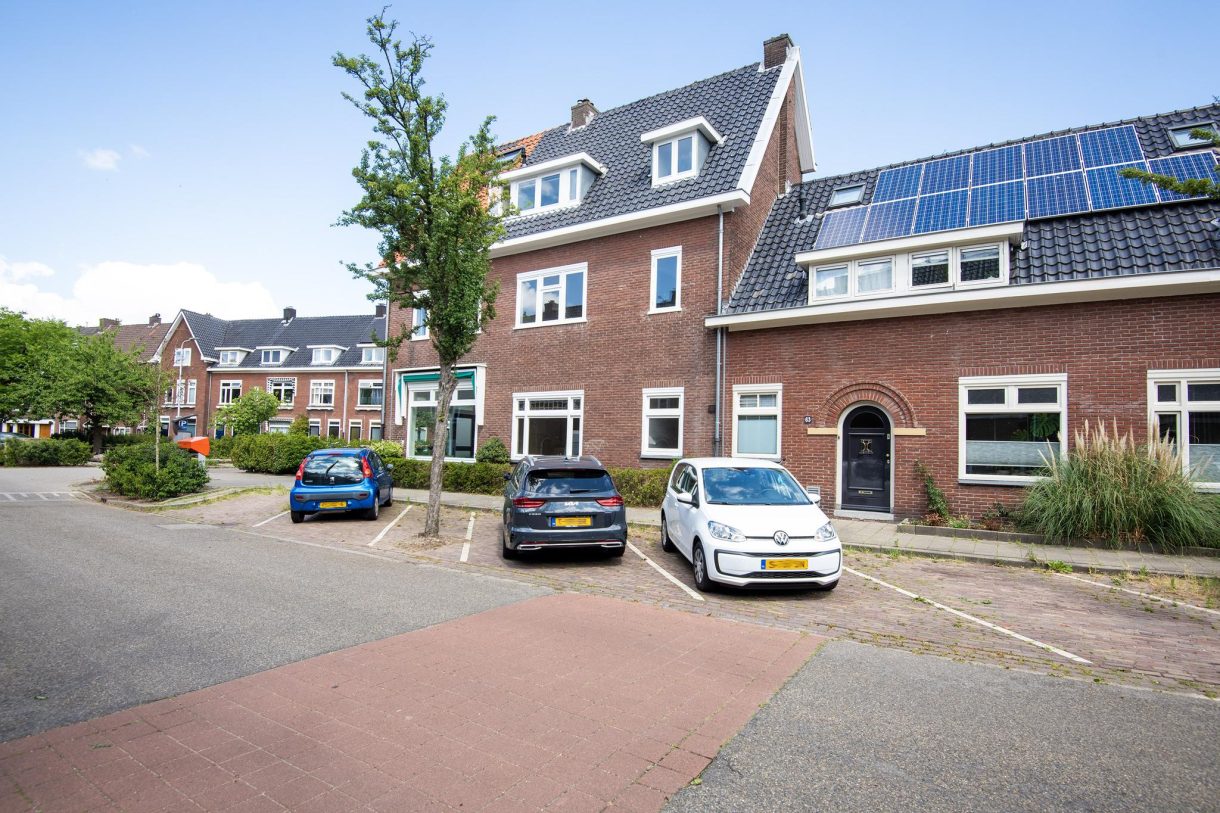 Te koop: Foto Woonhuis aan de van Heutszstraat 61 in Nijmegen